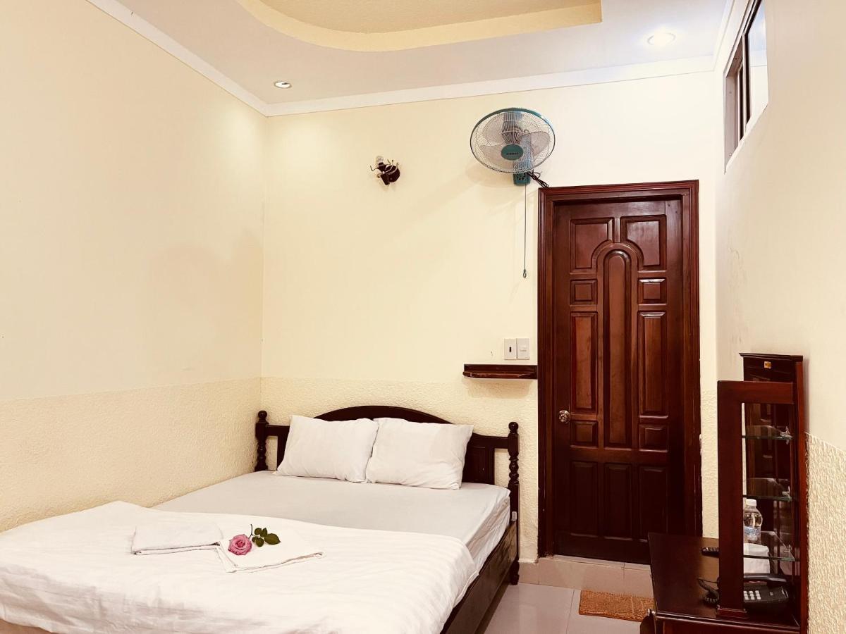 Khach San Xuan Quynh Hotel Da Lat Exterior photo